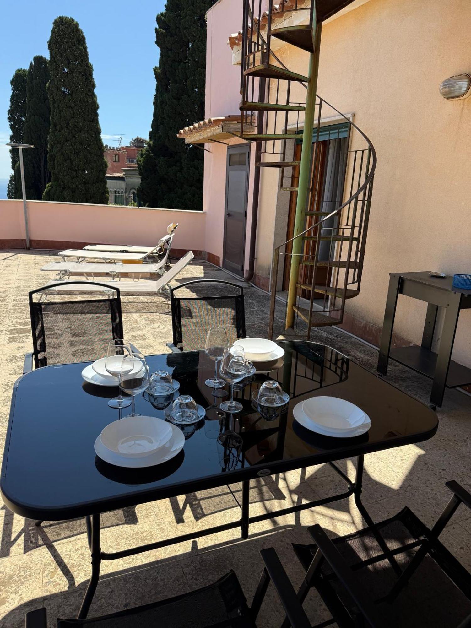 טאורמינה Porta Messina Rooms מראה חיצוני תמונה
